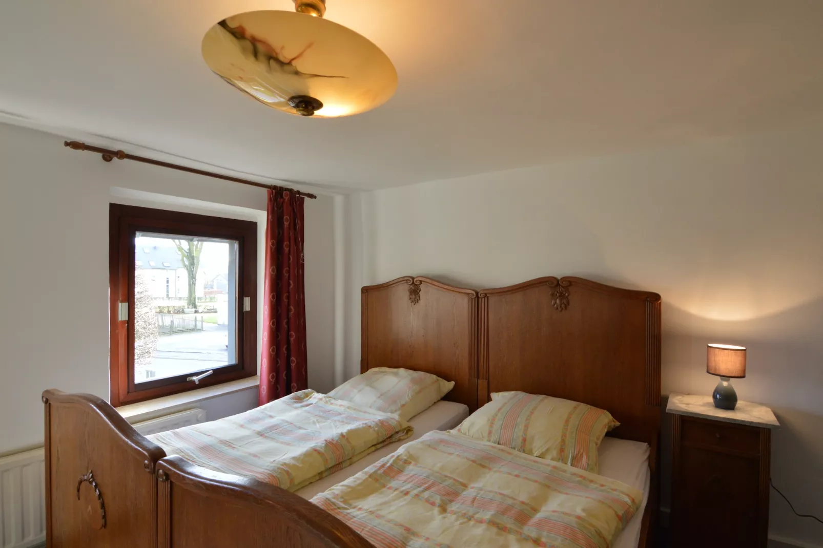 Haus Päsch nahe See mit beheiztem Whirlpool/Sauna-Chambre