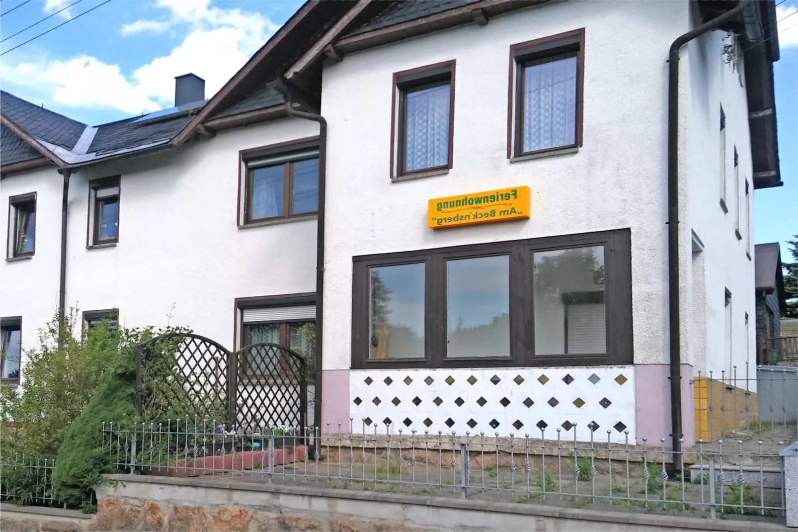 Tannenbergsthal-Exterior summer