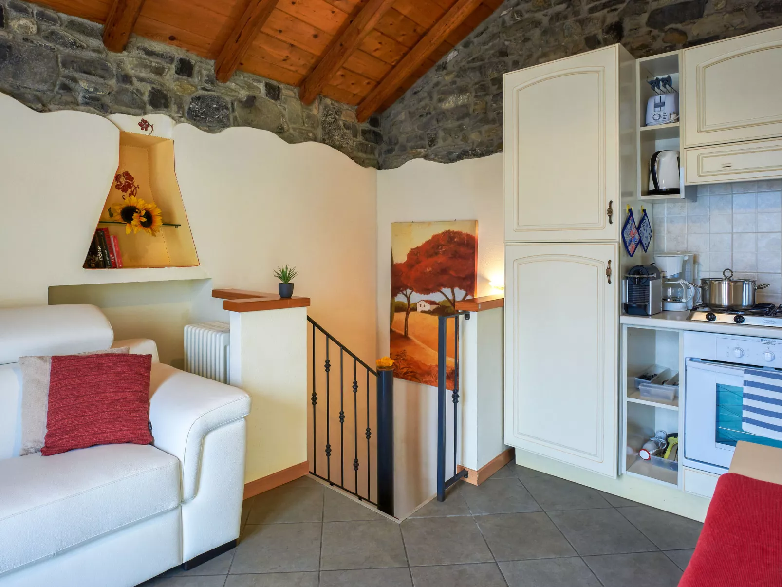 Pieve (GRV102)-Inside