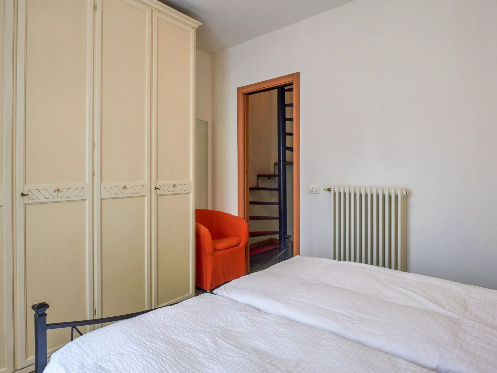 Pieve (GRV102)-Inside