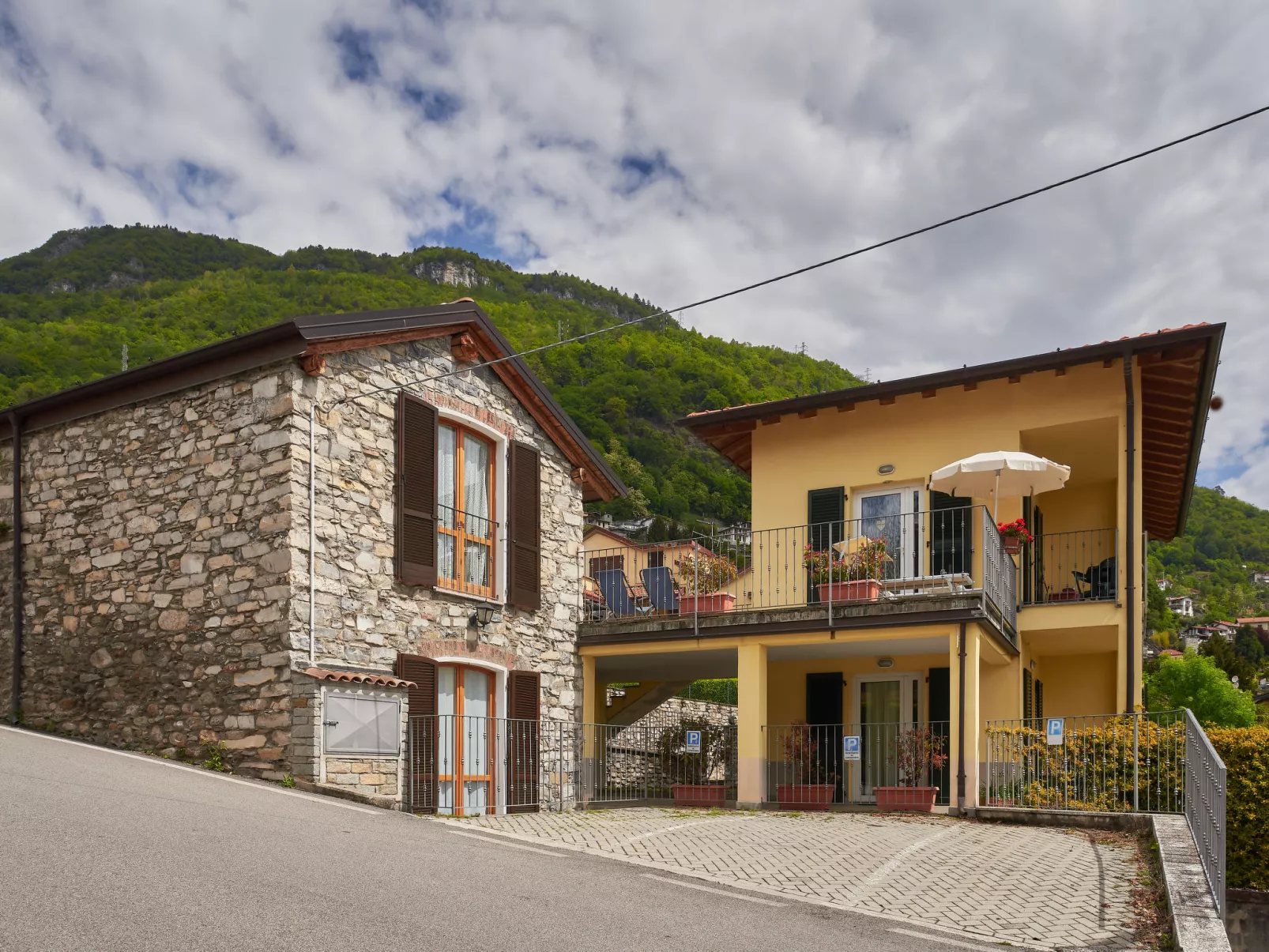 Pieve (GRV102)-Outside