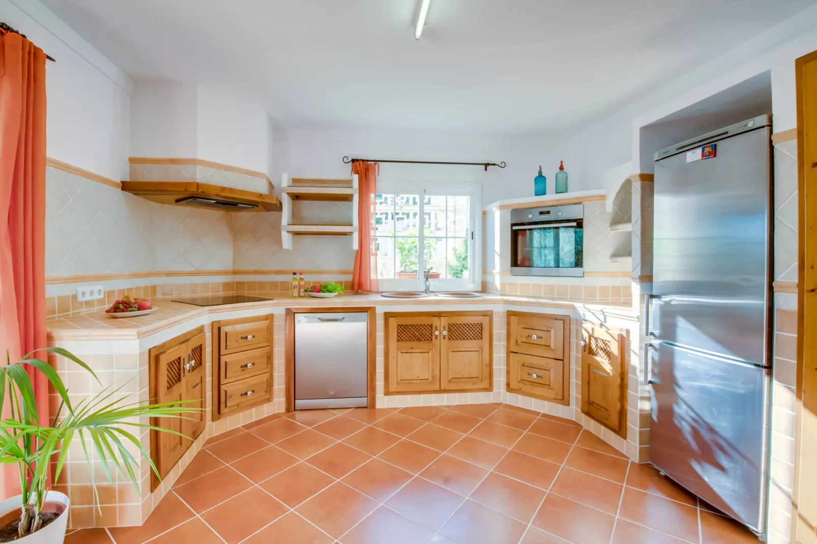 Can Jaume-Kitchen