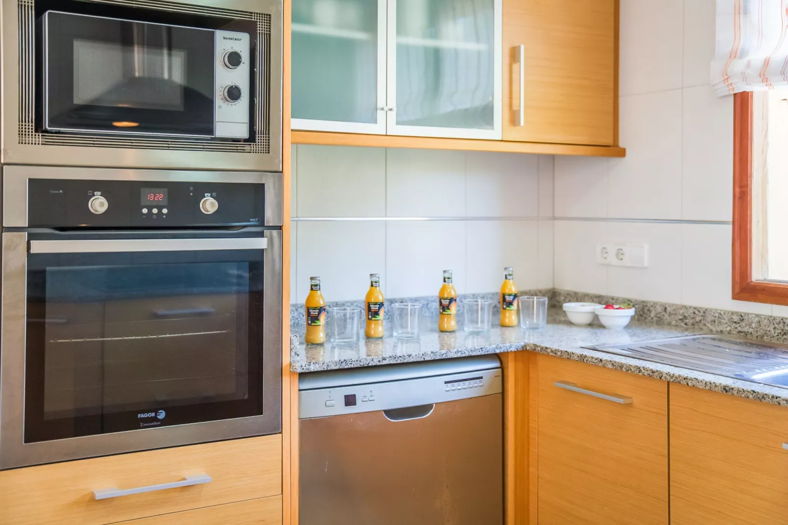 Tacaritx-Kitchen