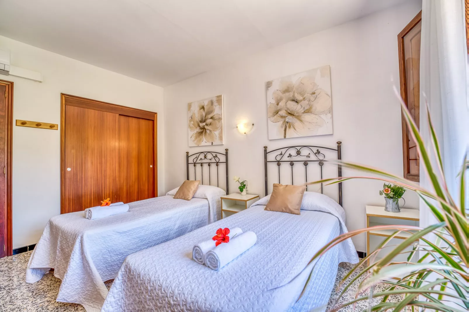 Tacaritx-Bedroom
