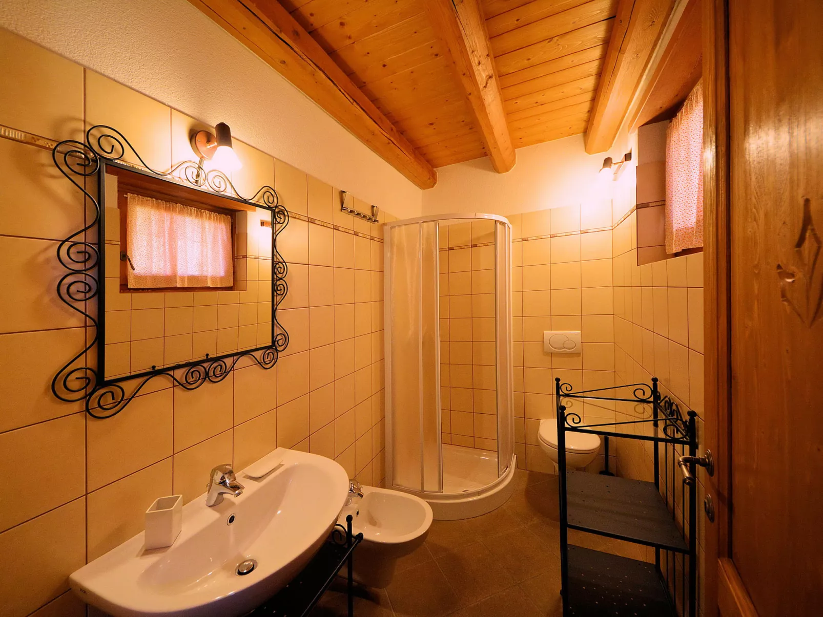 Le Baite di Bodone-Inside