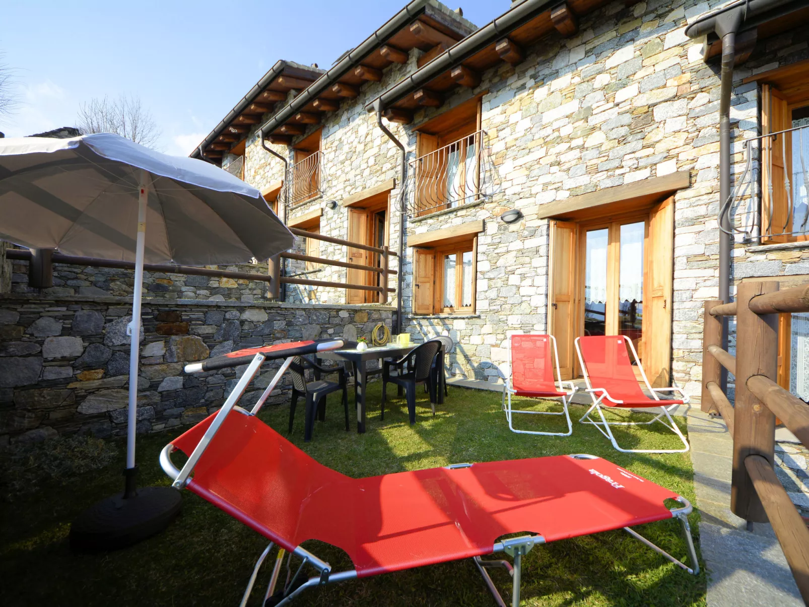 Le Baite di Bodone-Outside
