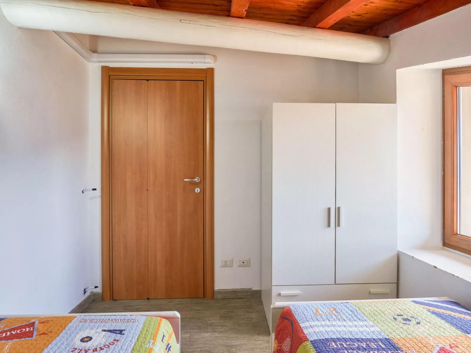 Rustico Maria (DMA392)-Inside