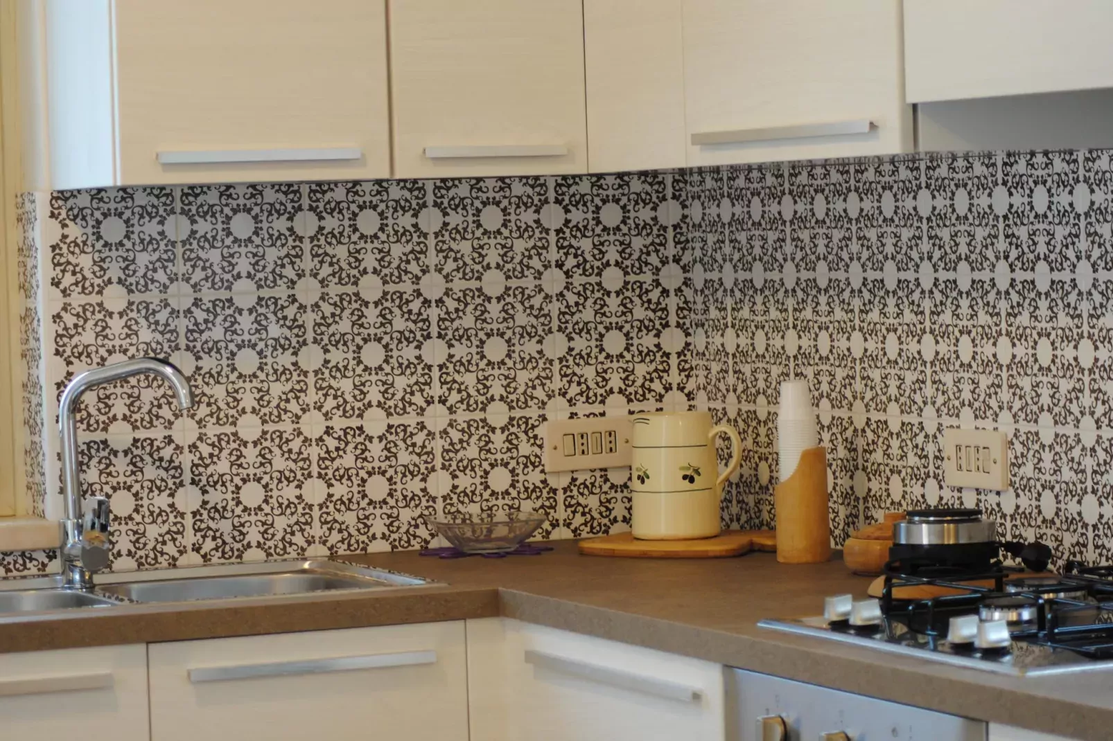 Trullo Amato Cisternino-Kitchen