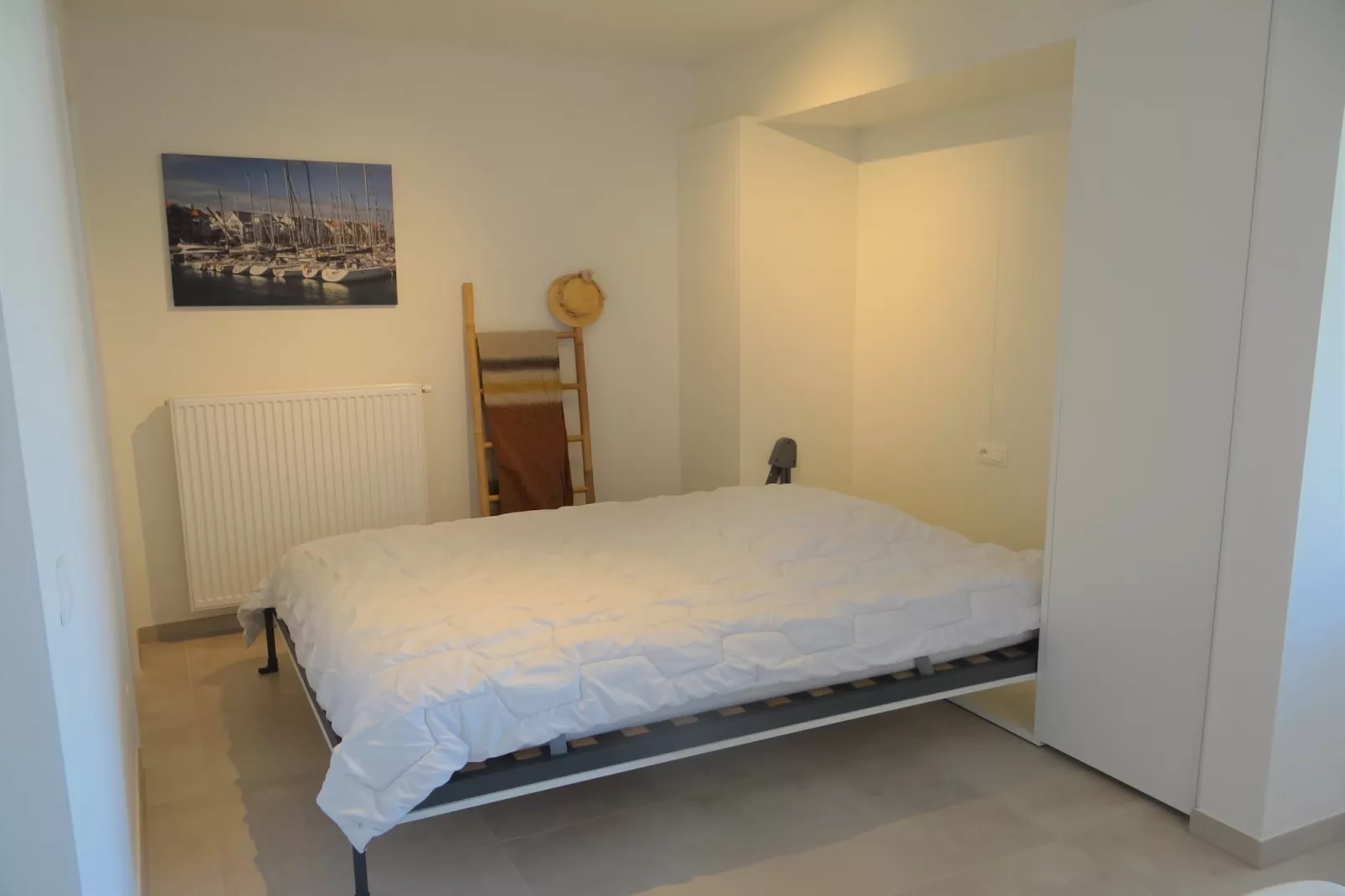 KARTHUIZER E1 0203PK-Bedroom