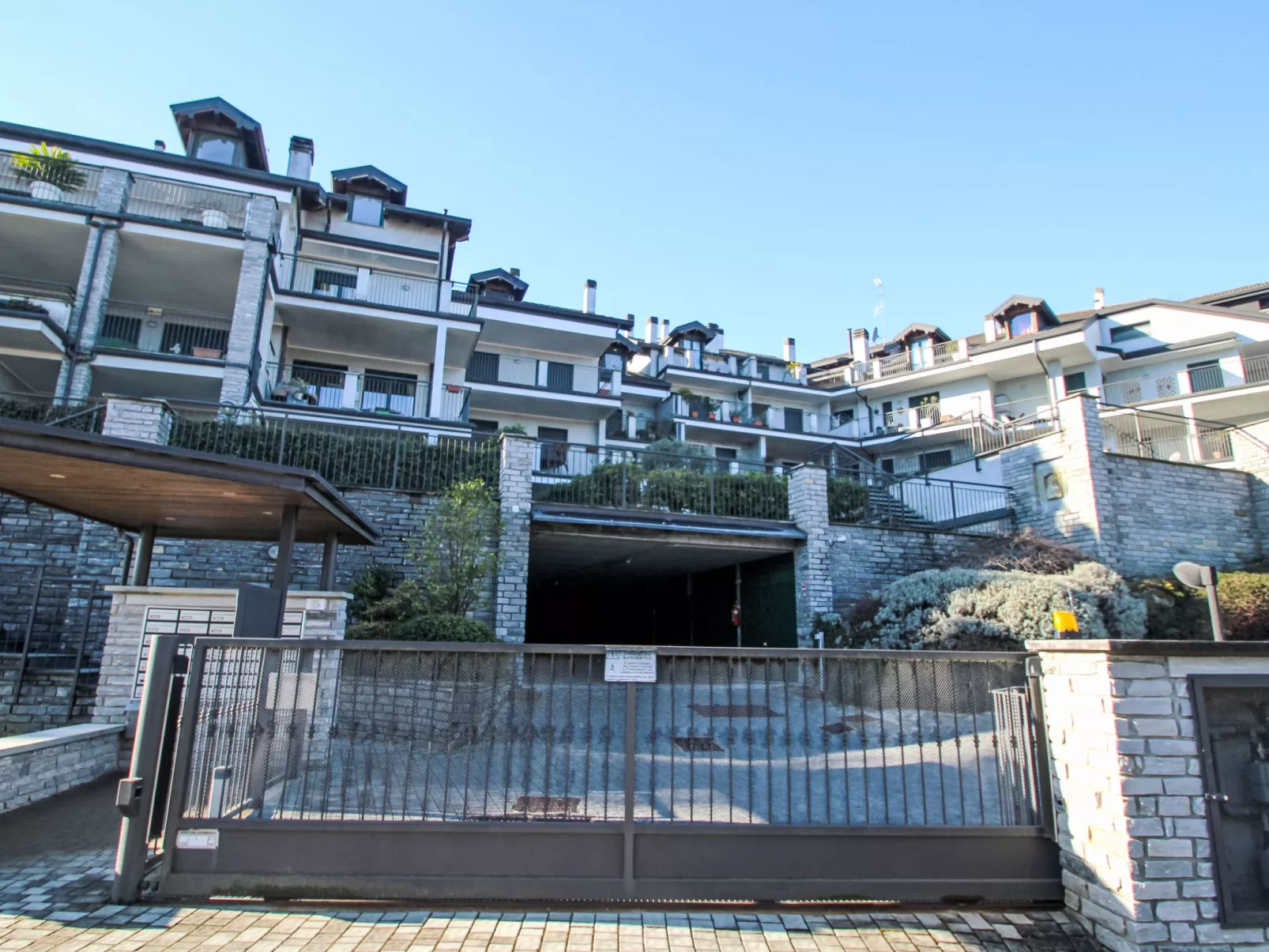 Baveno View-Outside