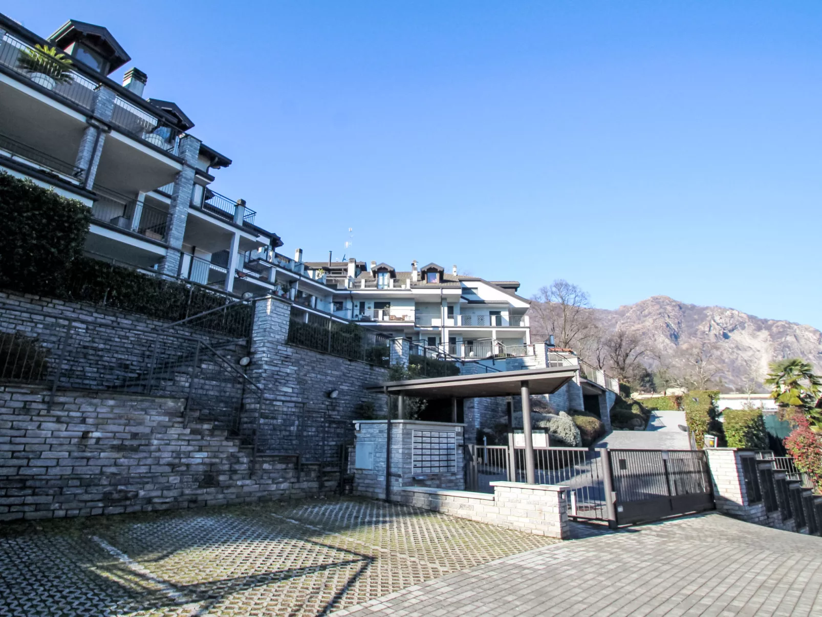 Baveno View-Outside