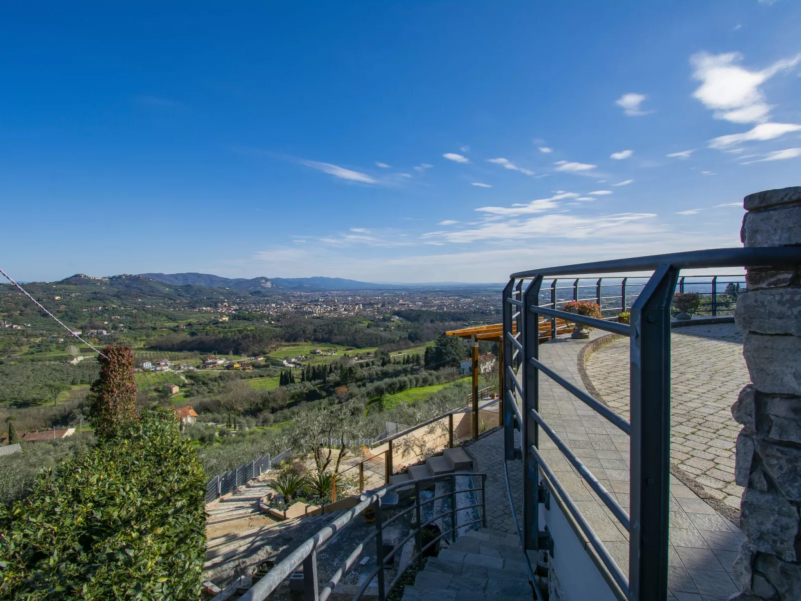 Panorama-Outside