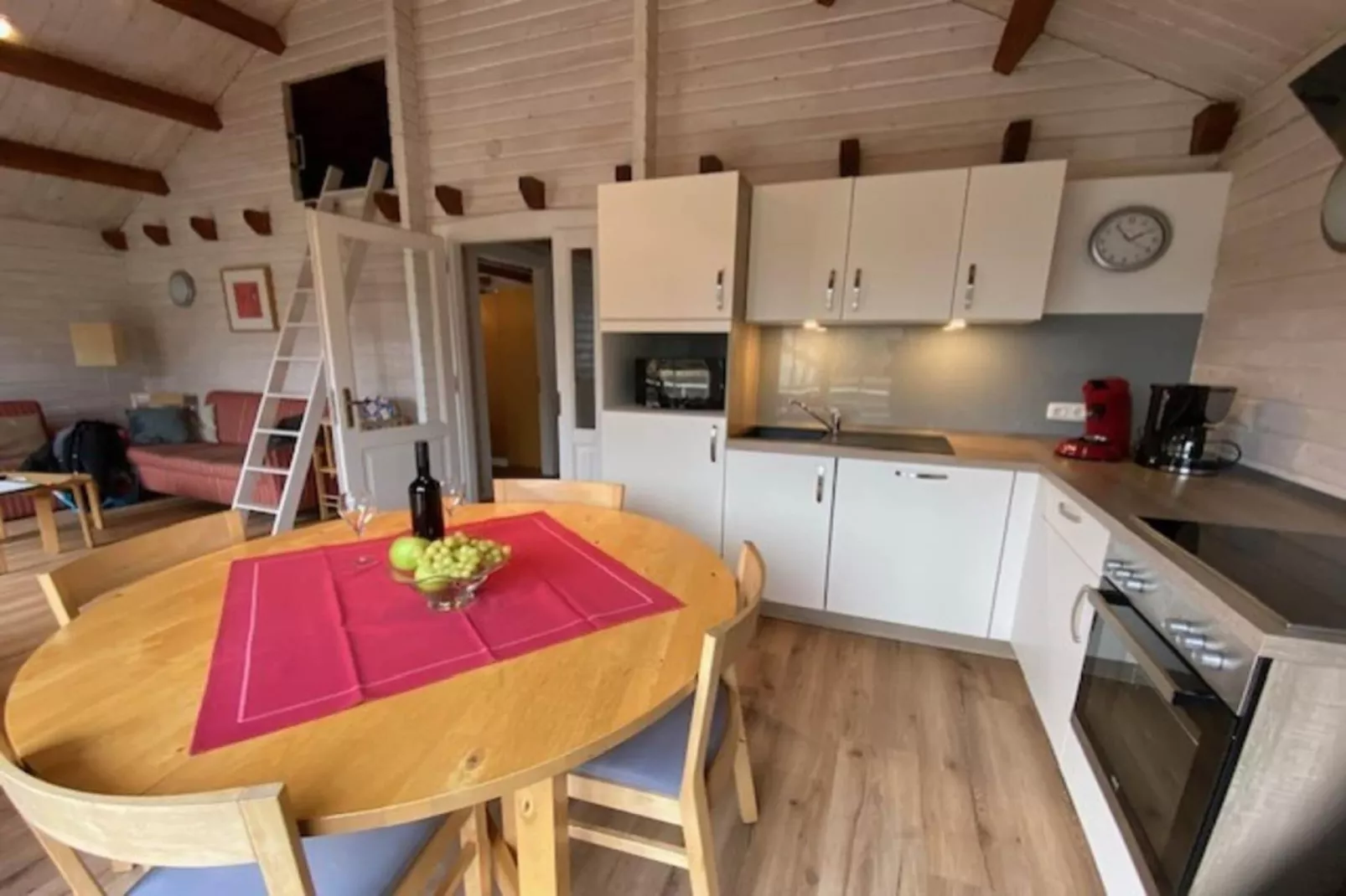 Habicht 1-2 Pers-Dining room