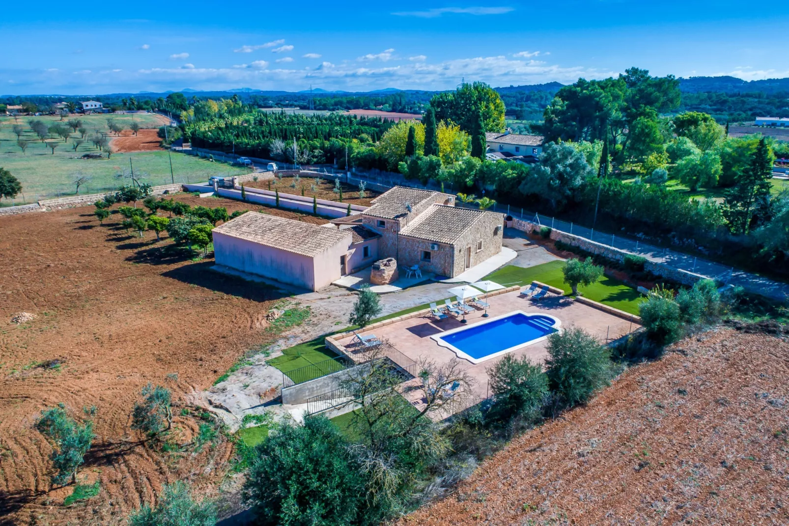 Can Brivo-Outdoor