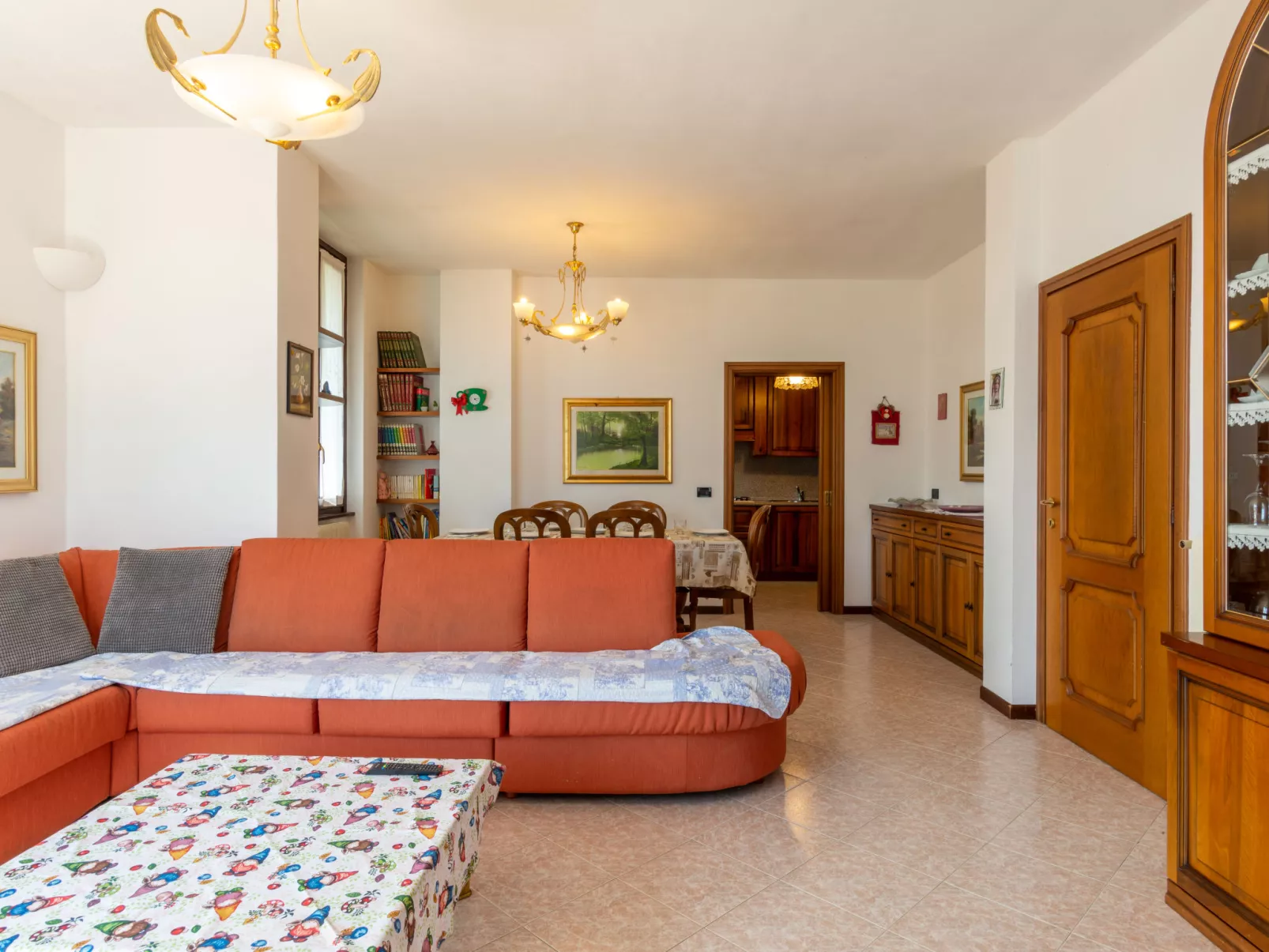 Salice Verde (GLA134)-Inside
