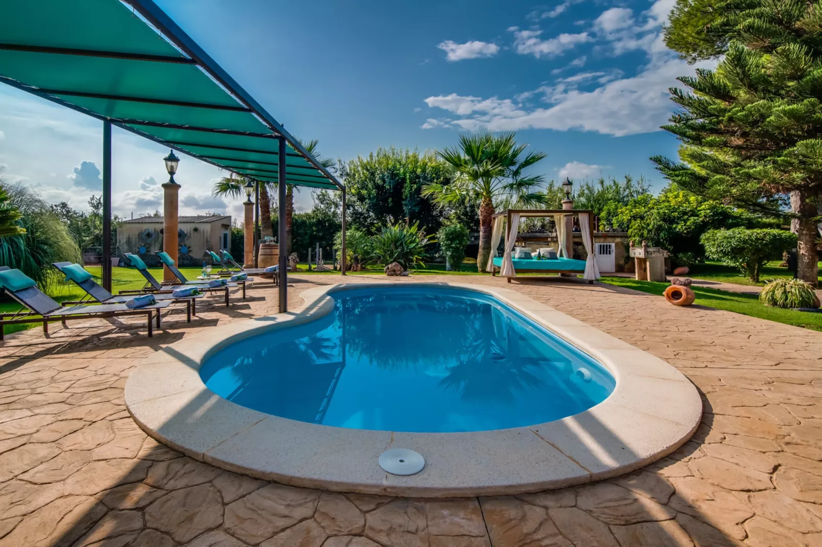 Can Caragol Inca-Pool