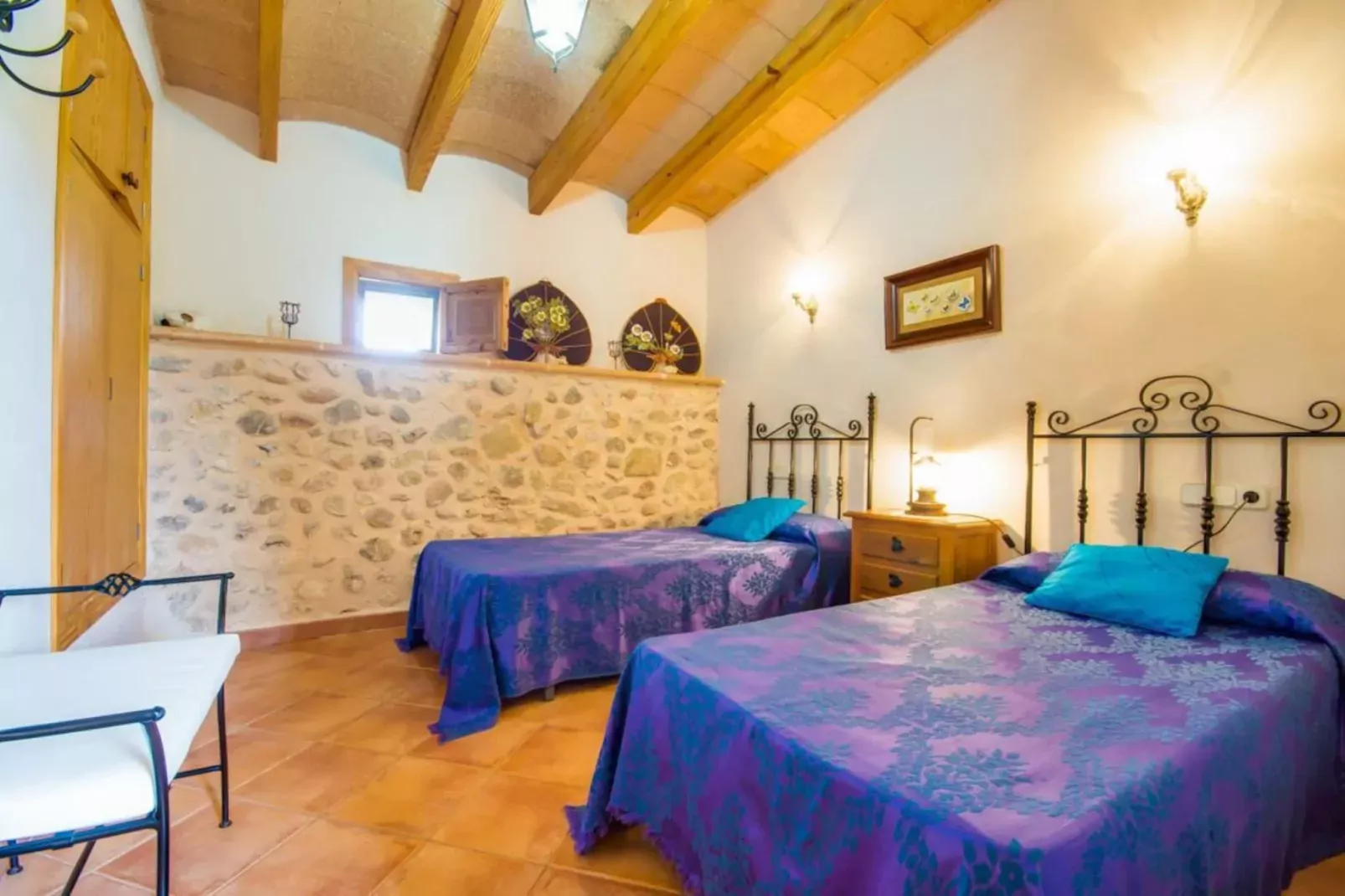 Can Nyany Buger-Bedroom