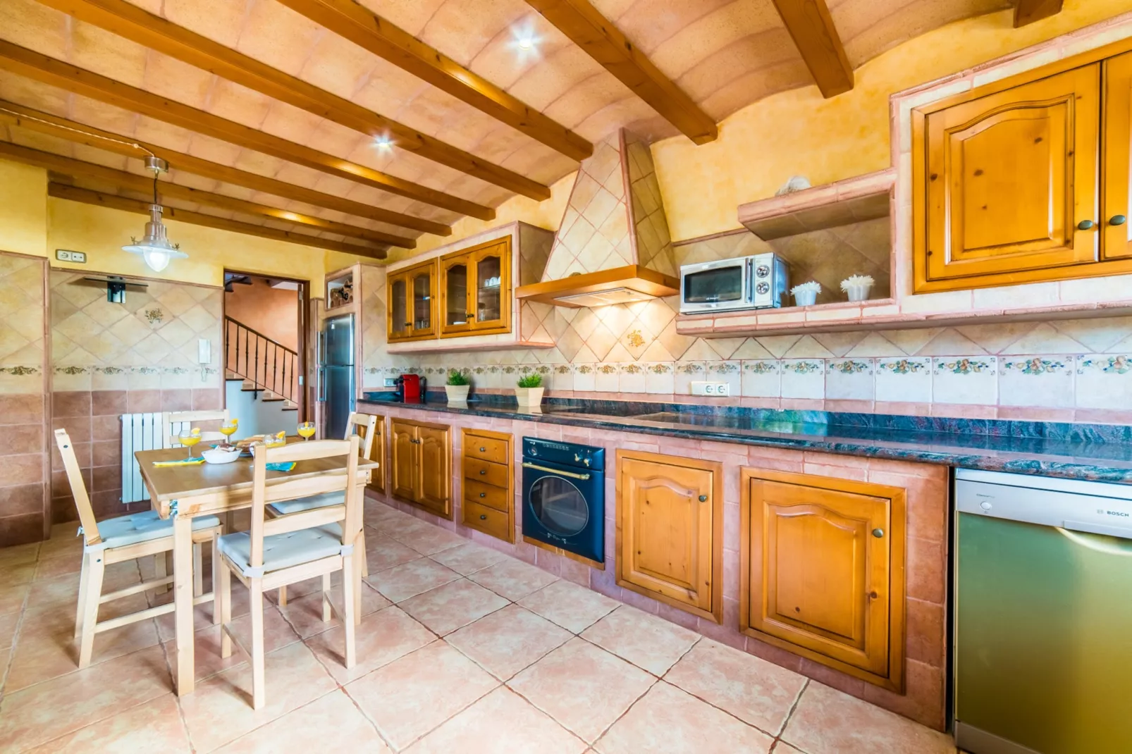 Puig den Guardiola-Kitchen