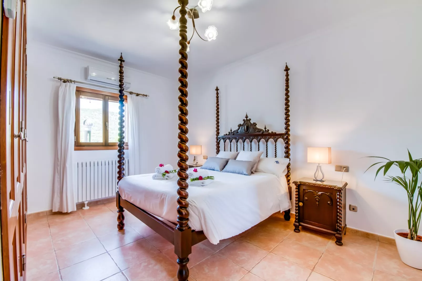 Puig den Guardiola-Bedroom