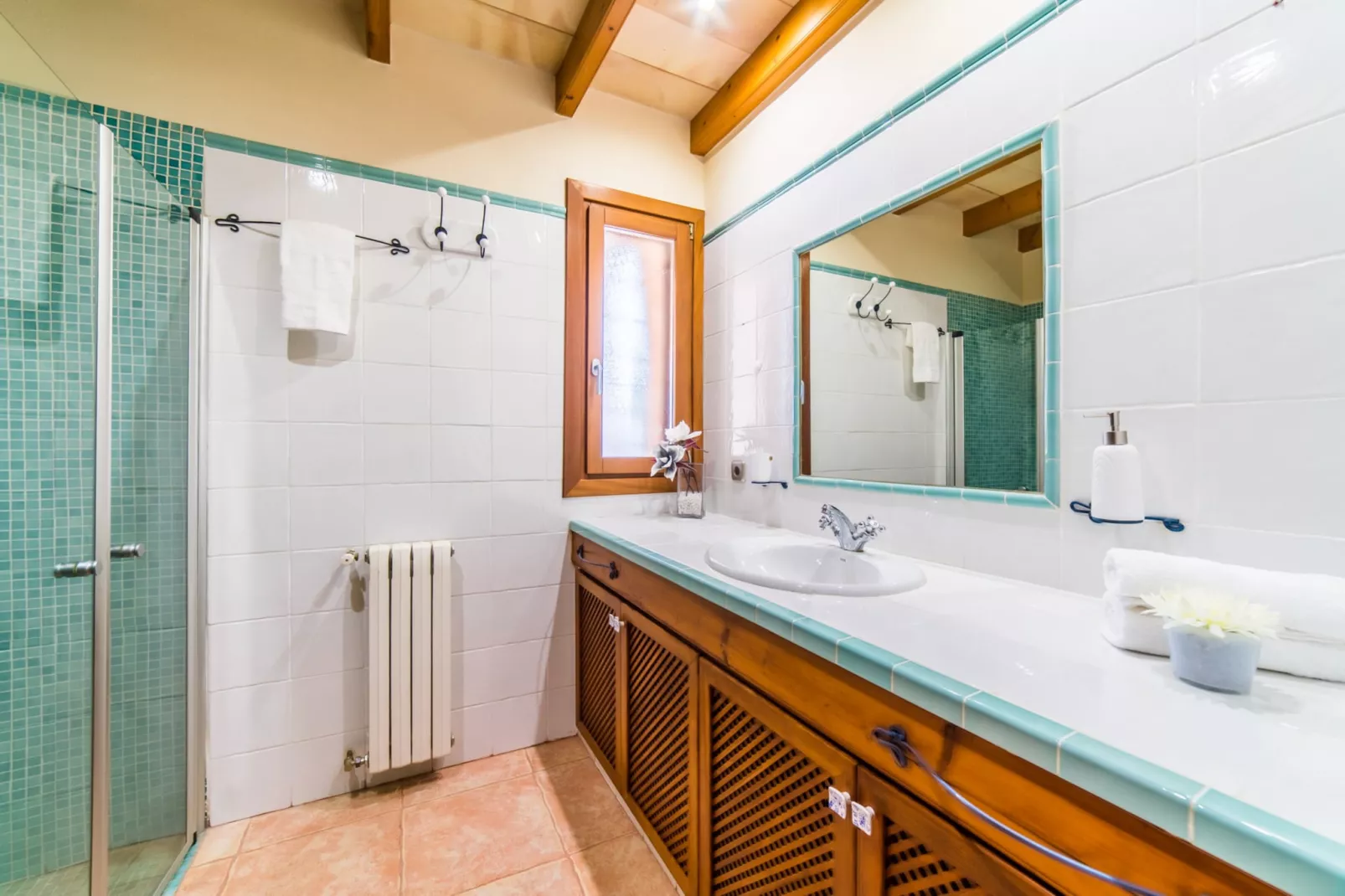 Puig den Guardiola-Bathroom
