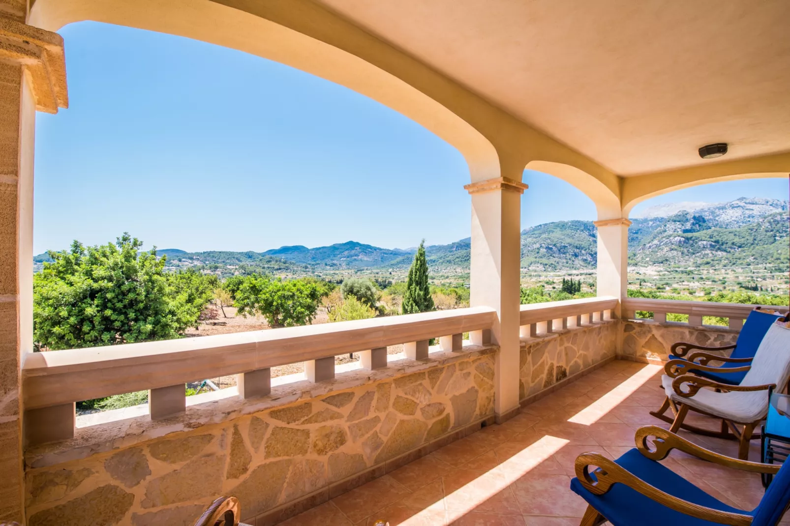 Puig den Guardiola-Terrace balcony