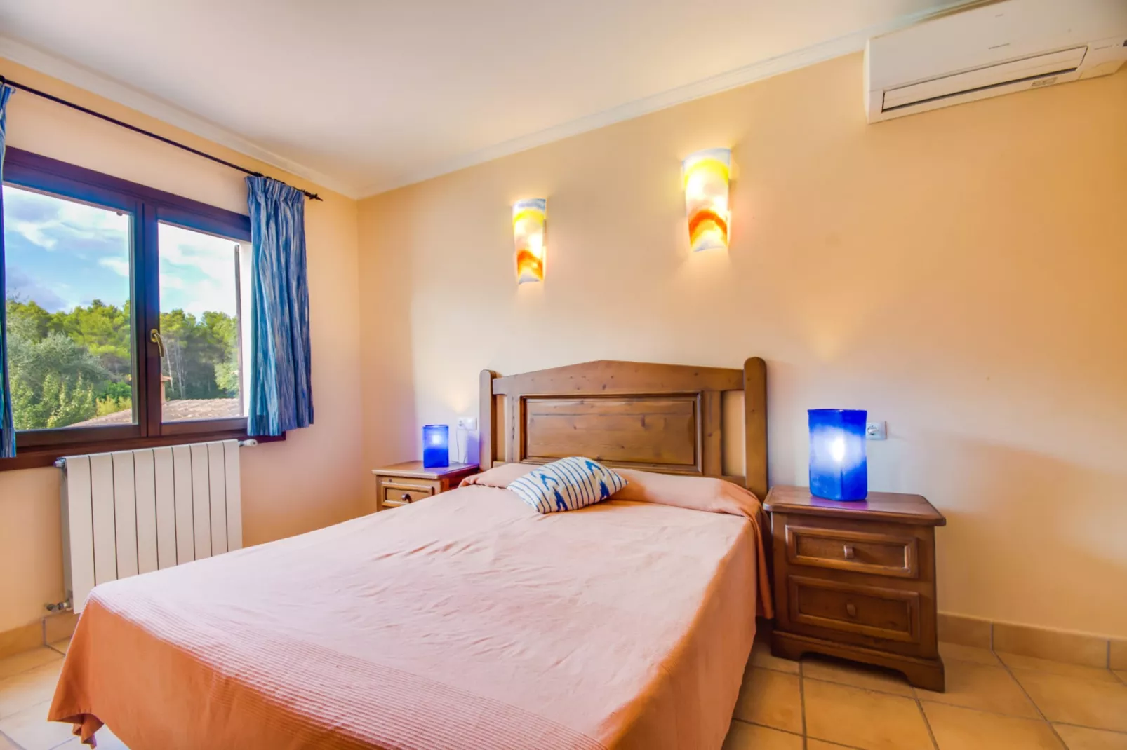 Sa Mina-Bedroom