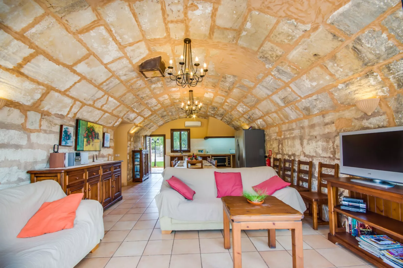 Sa Mina-Living room