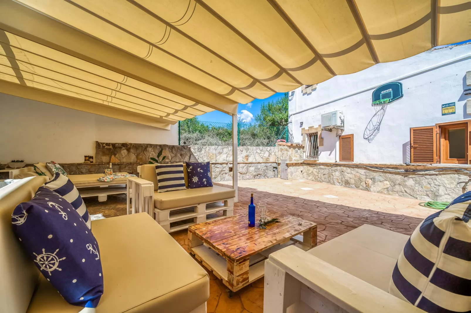 Can Tomeu-Terrasse