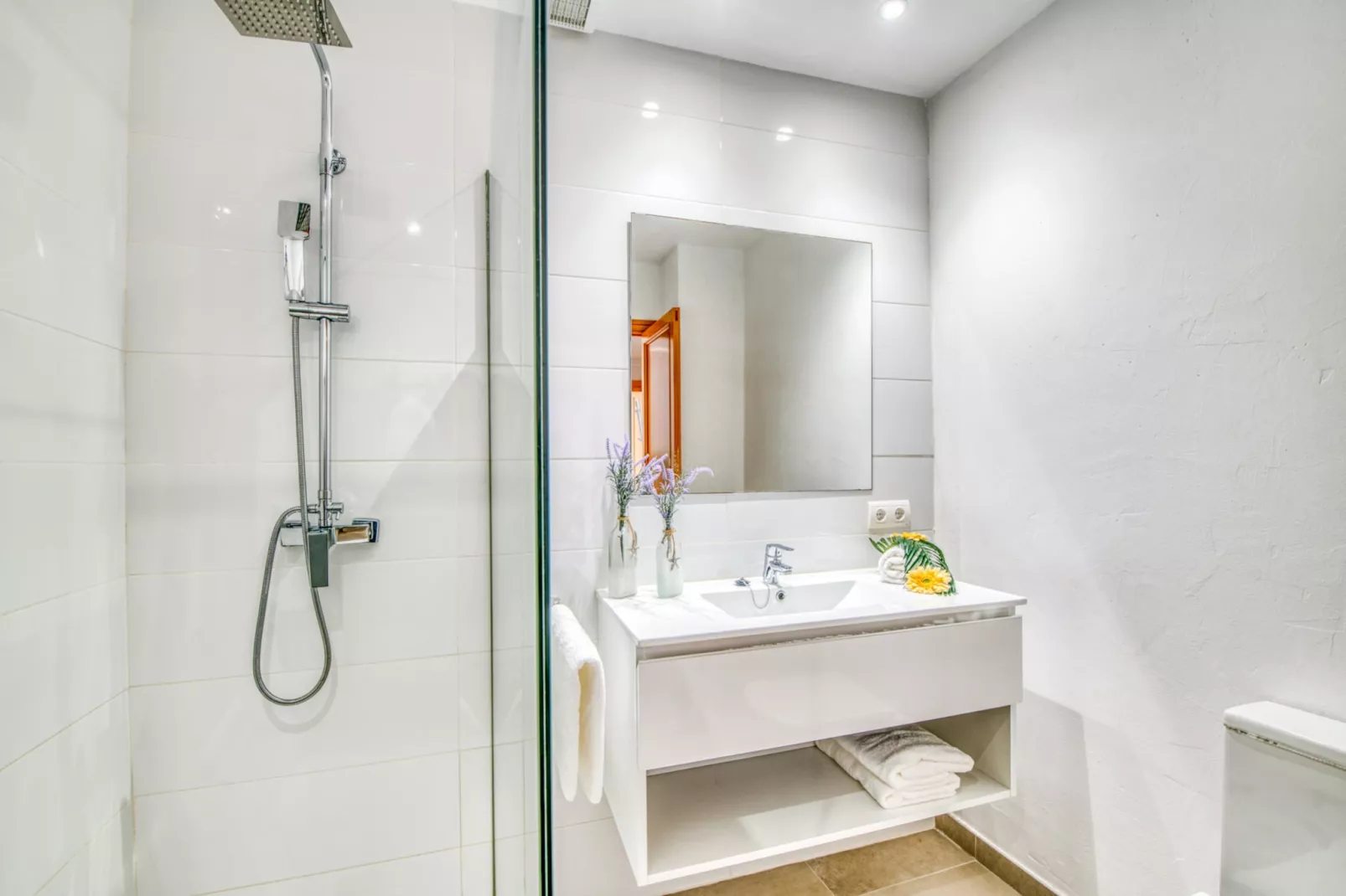 Pins 441-Bathroom