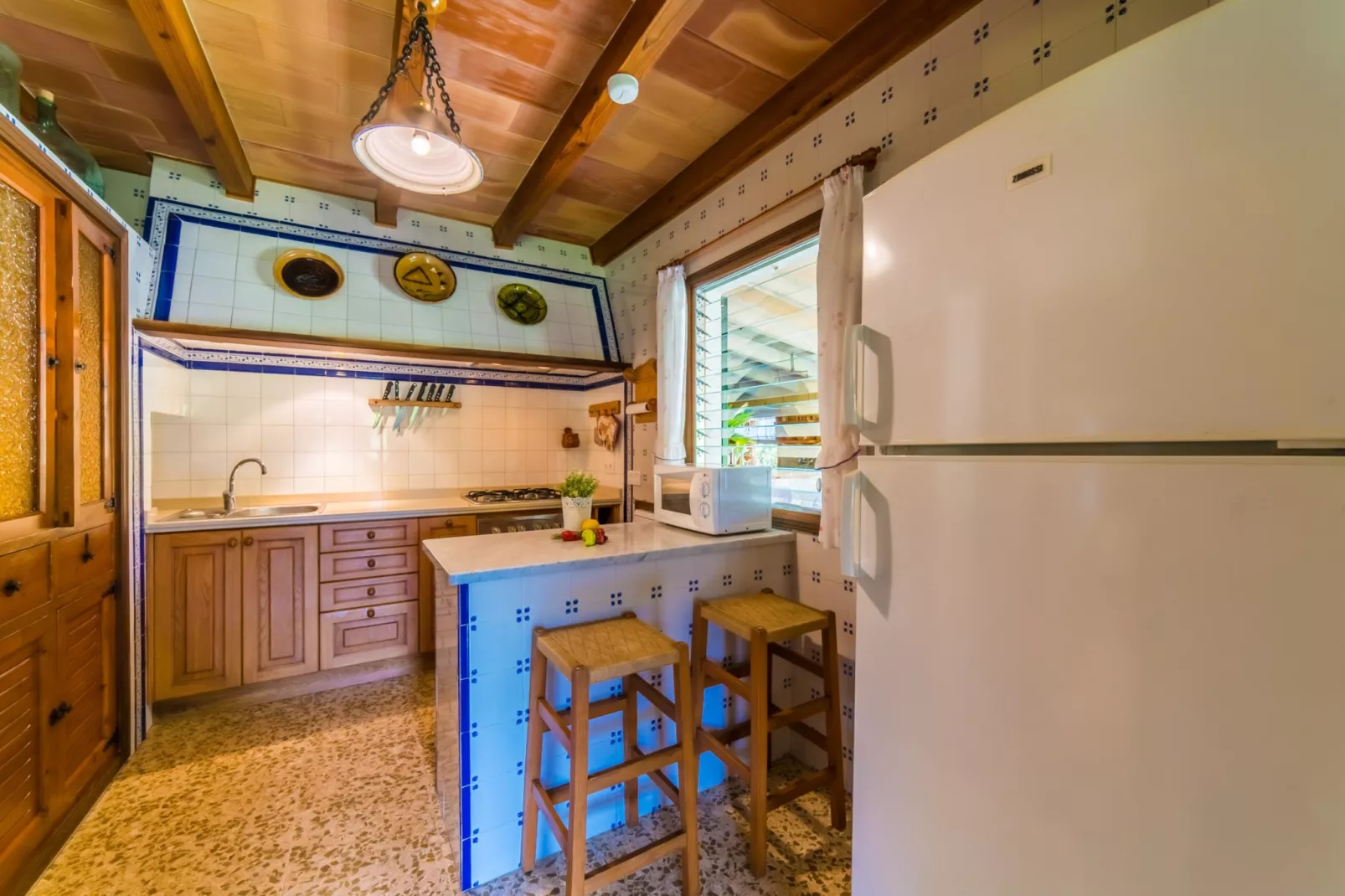 Sa Sort Llarga-Kitchen