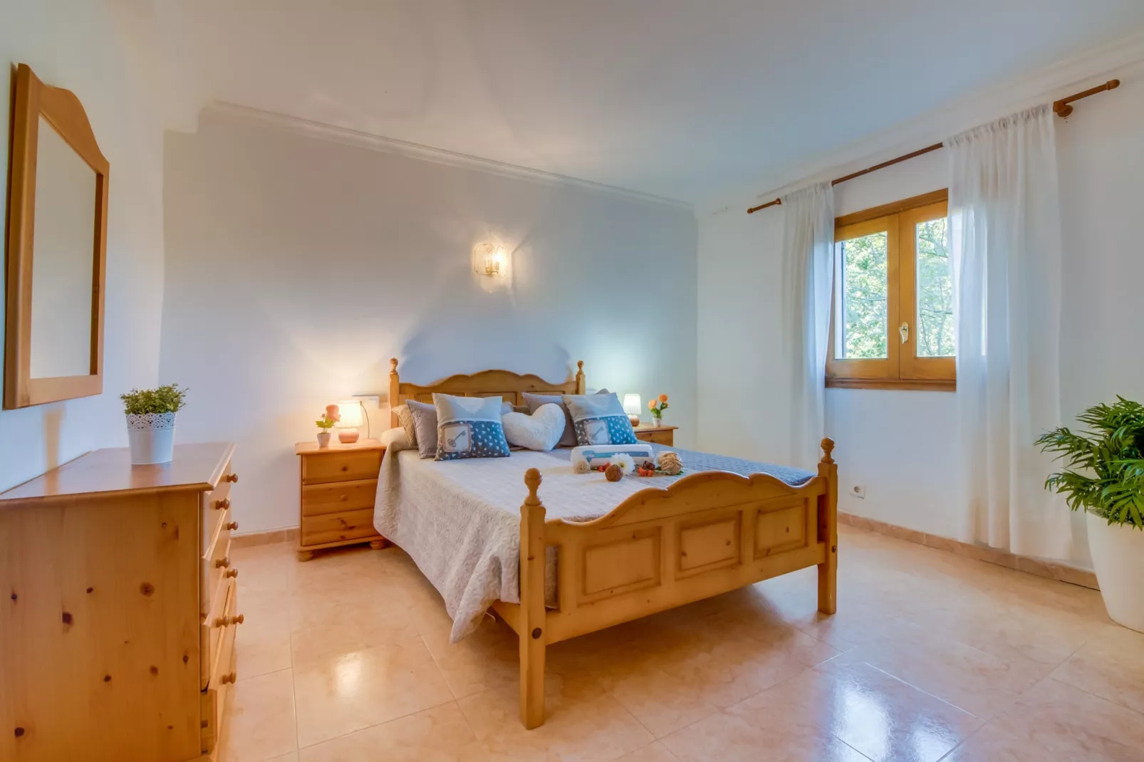 Can Verga-Bedroom