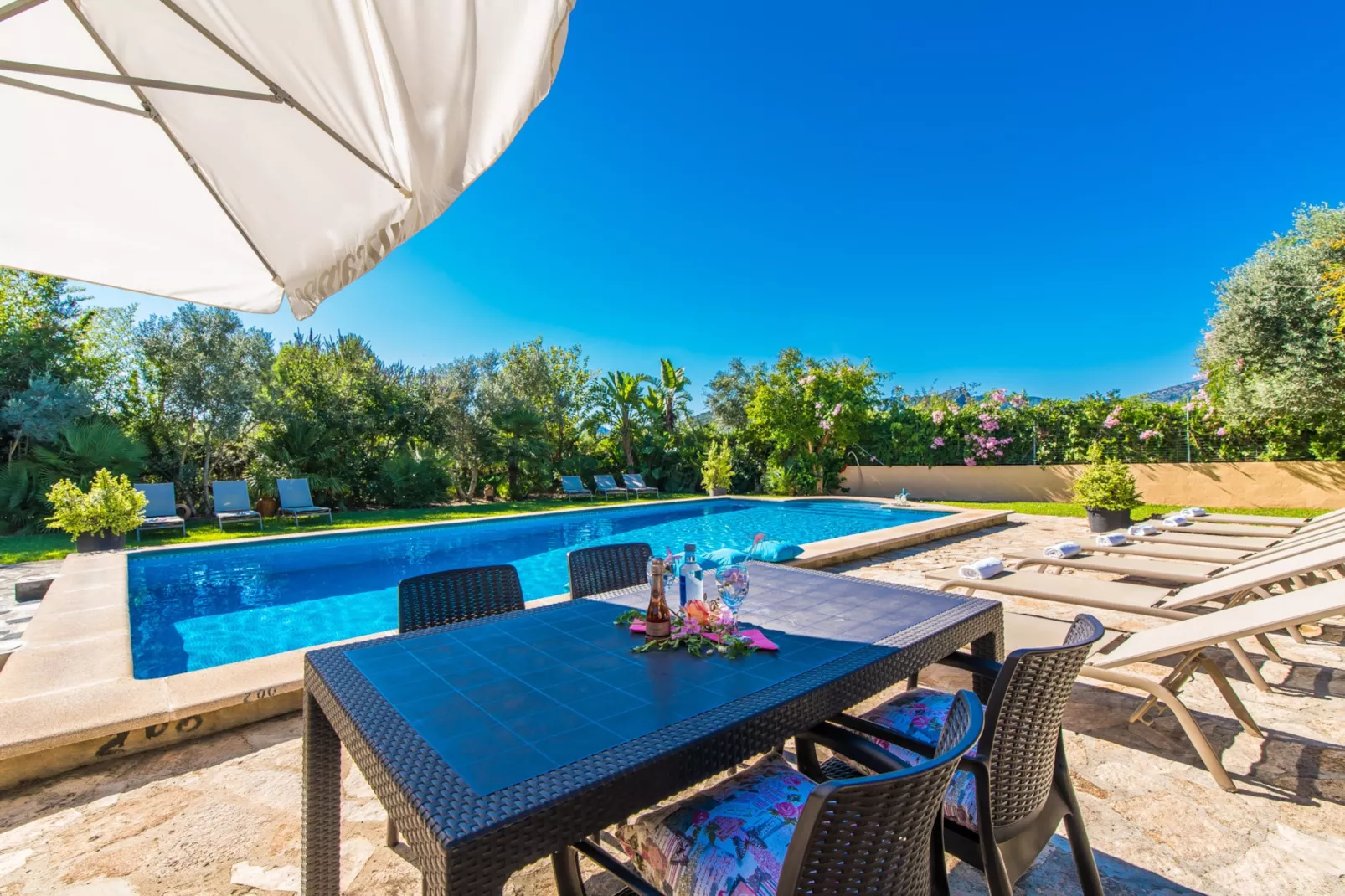 Can Verga-Terrace balcony