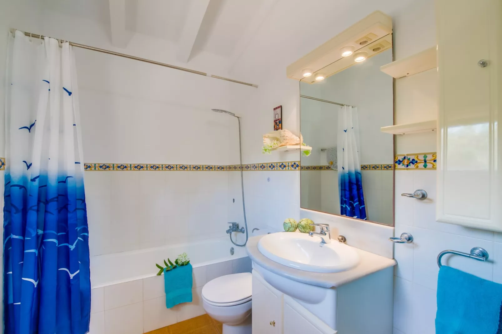 Can Caragol Font de Sa Cala-Bathroom