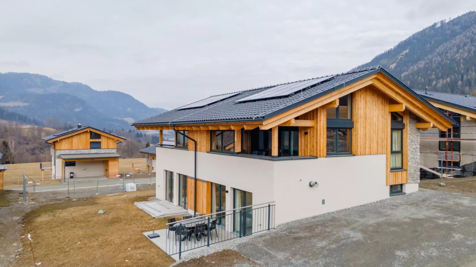 Grebenzen Lodges 49B-Exterior winter