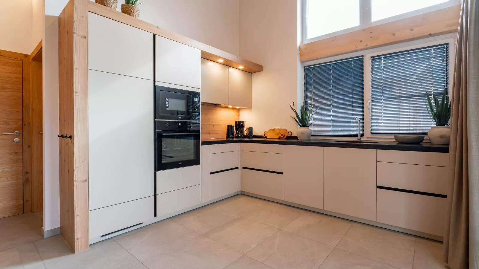 Grebenzen Lodges 49B-Kitchen