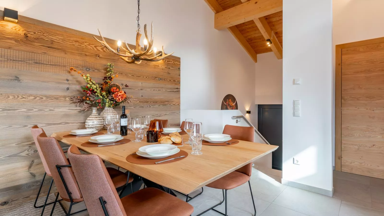Grebenzen Lodges 49B-Dining room