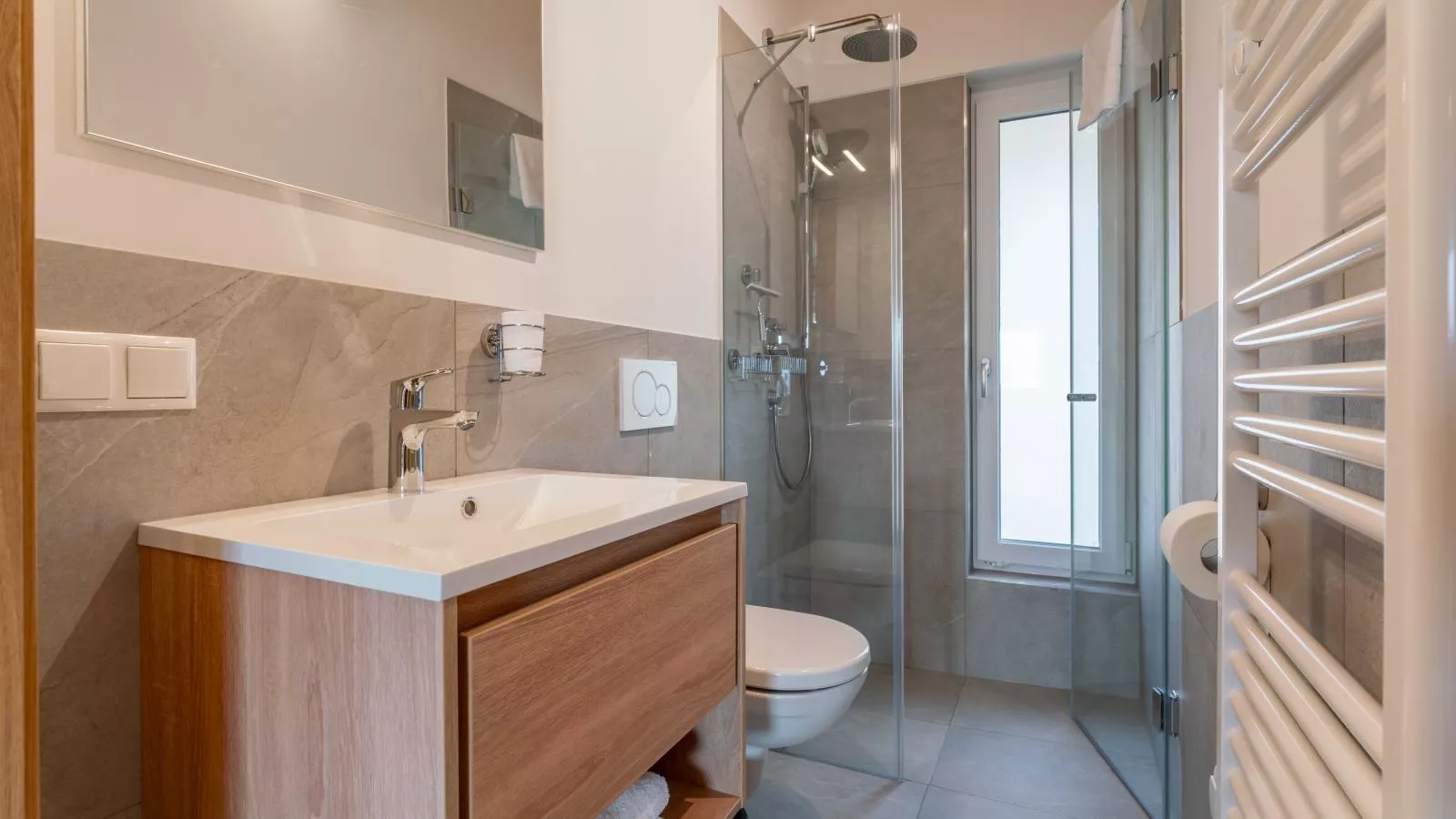 Grebenzen Lodges 49B-Bathroom