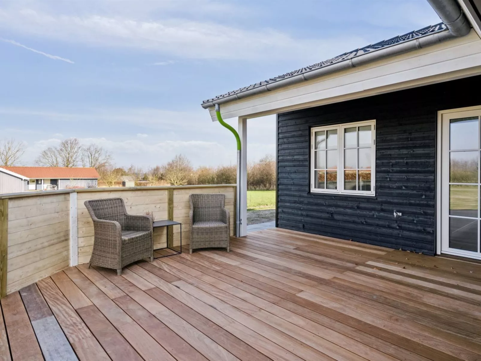 "Siljan" - 300m from the sea-Outside