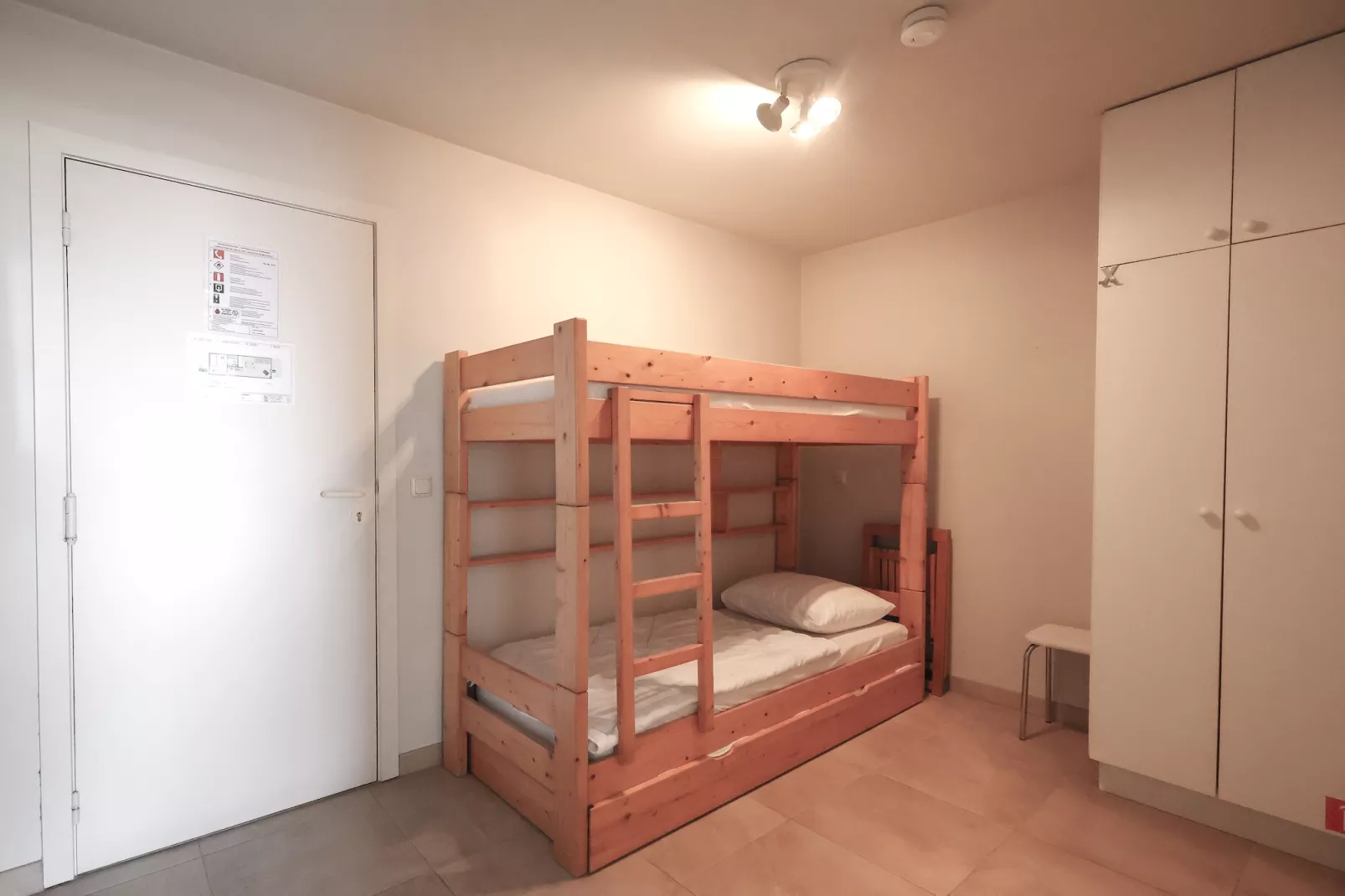 PLAZA A2/0022-Bedroom