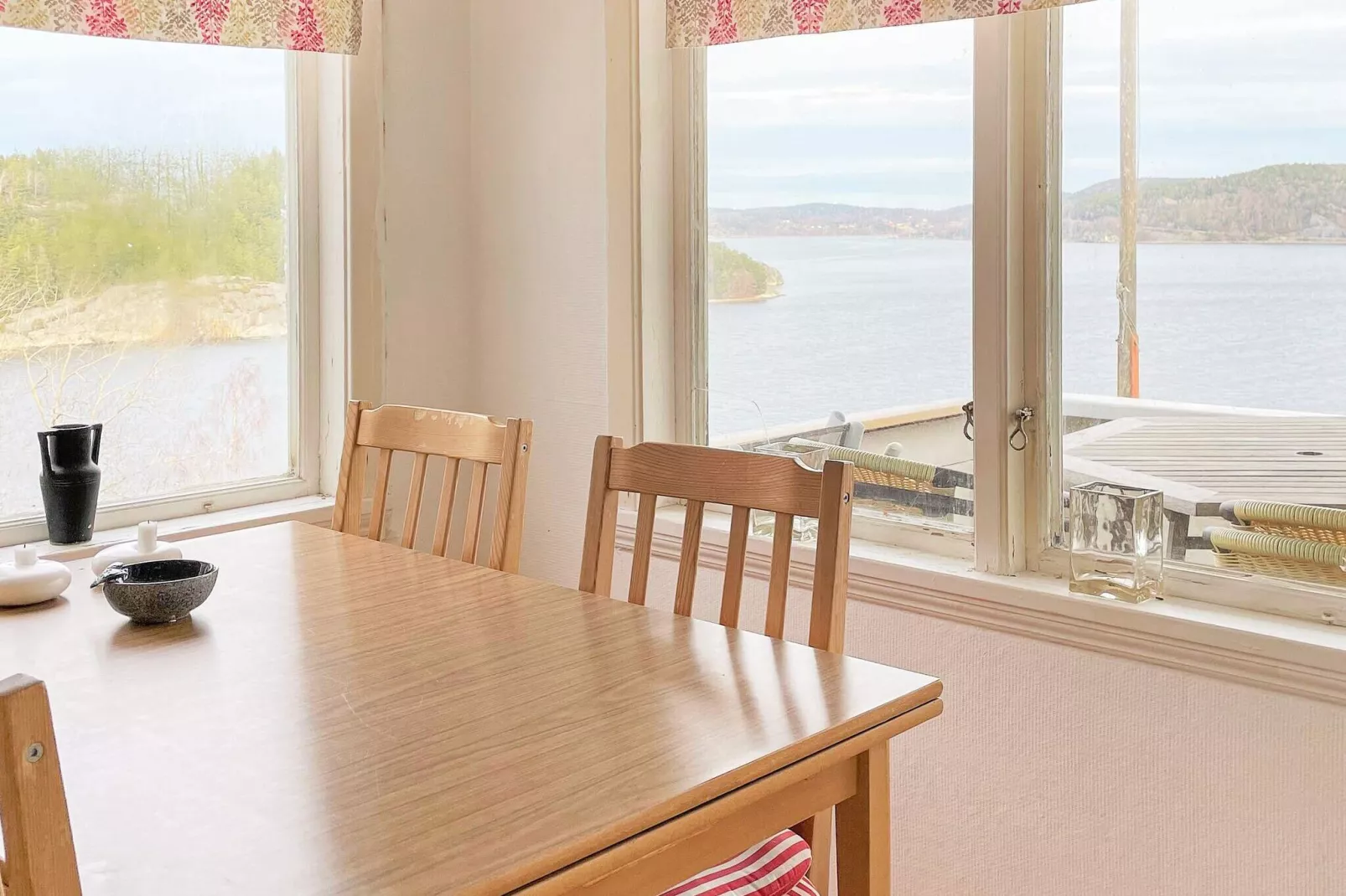 6 person holiday home in HENÅN-By Traum