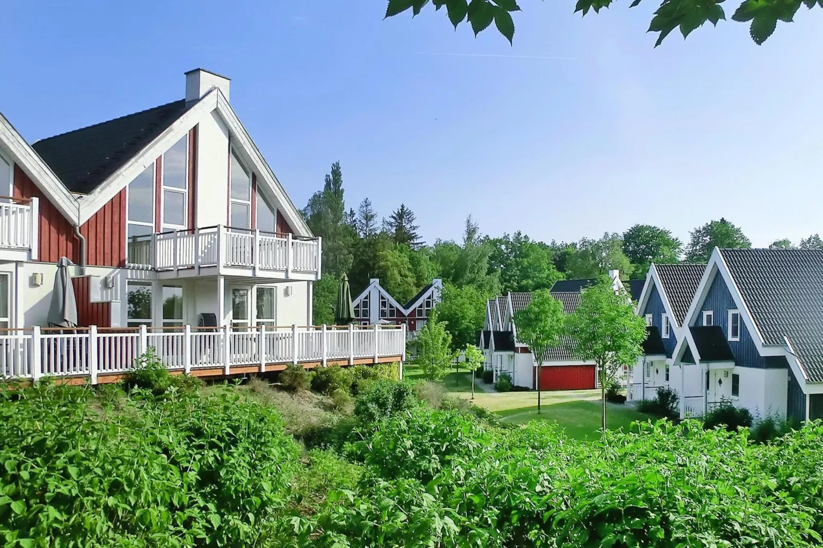 Ferienwohnung Bornholm im Schlosspark-Exterior summer