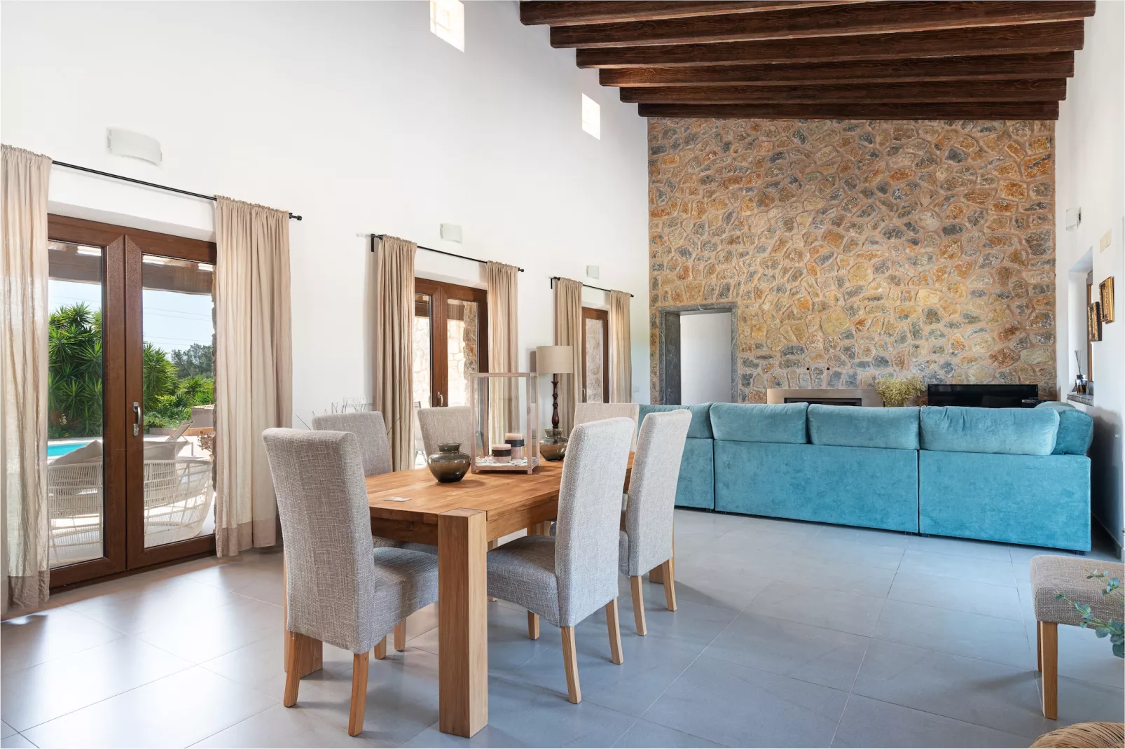 Bellpuig 4-Exterior summer