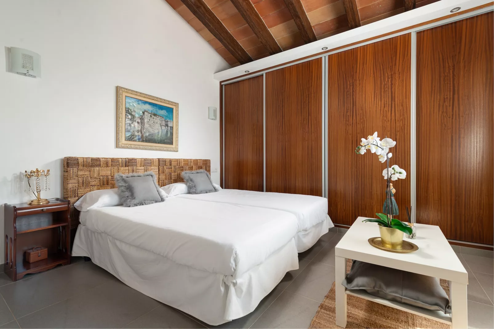 Bellpuig 4-Exterior summer