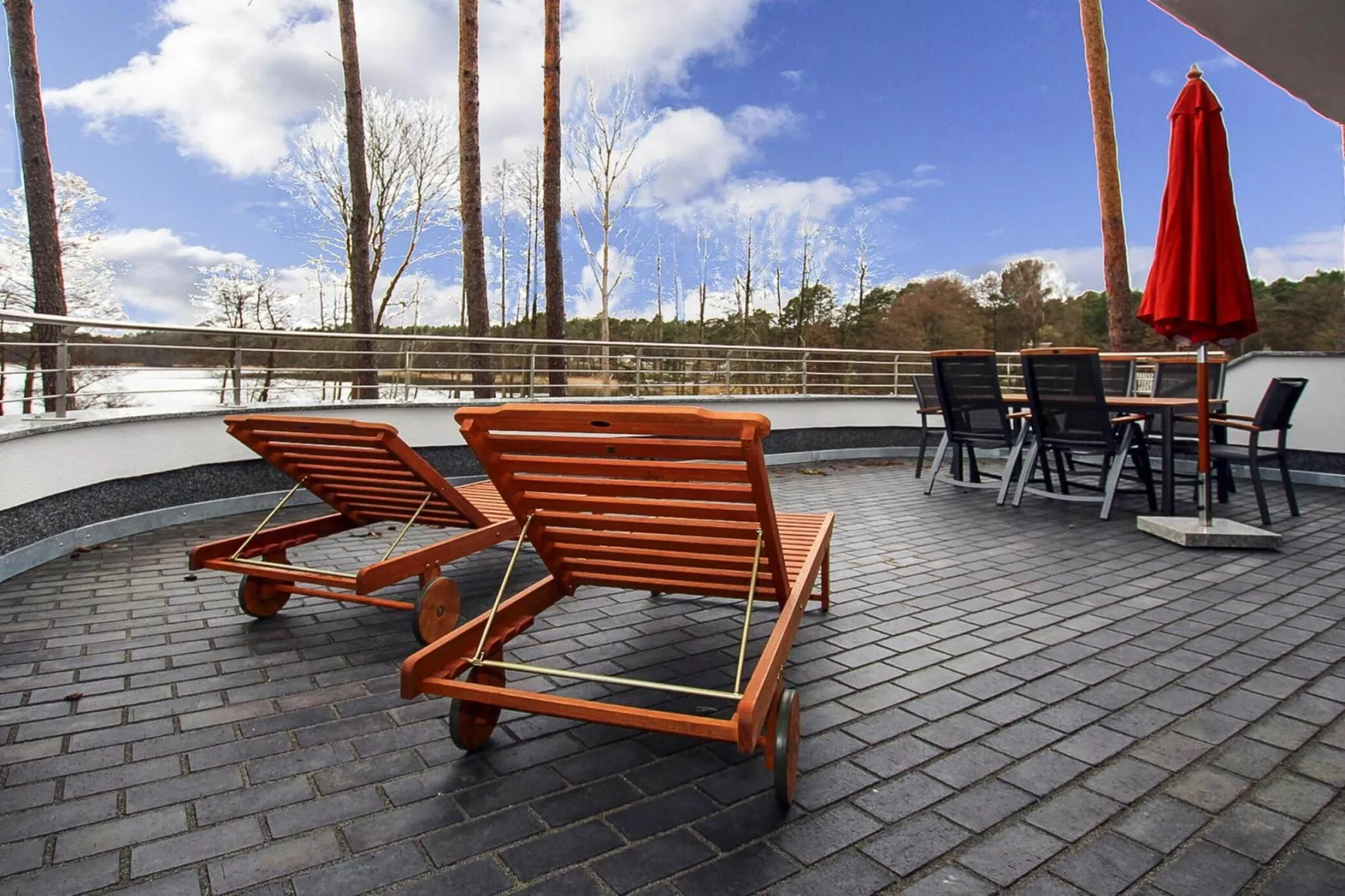 Villa Seeblick 146 qm-Terrace balcony