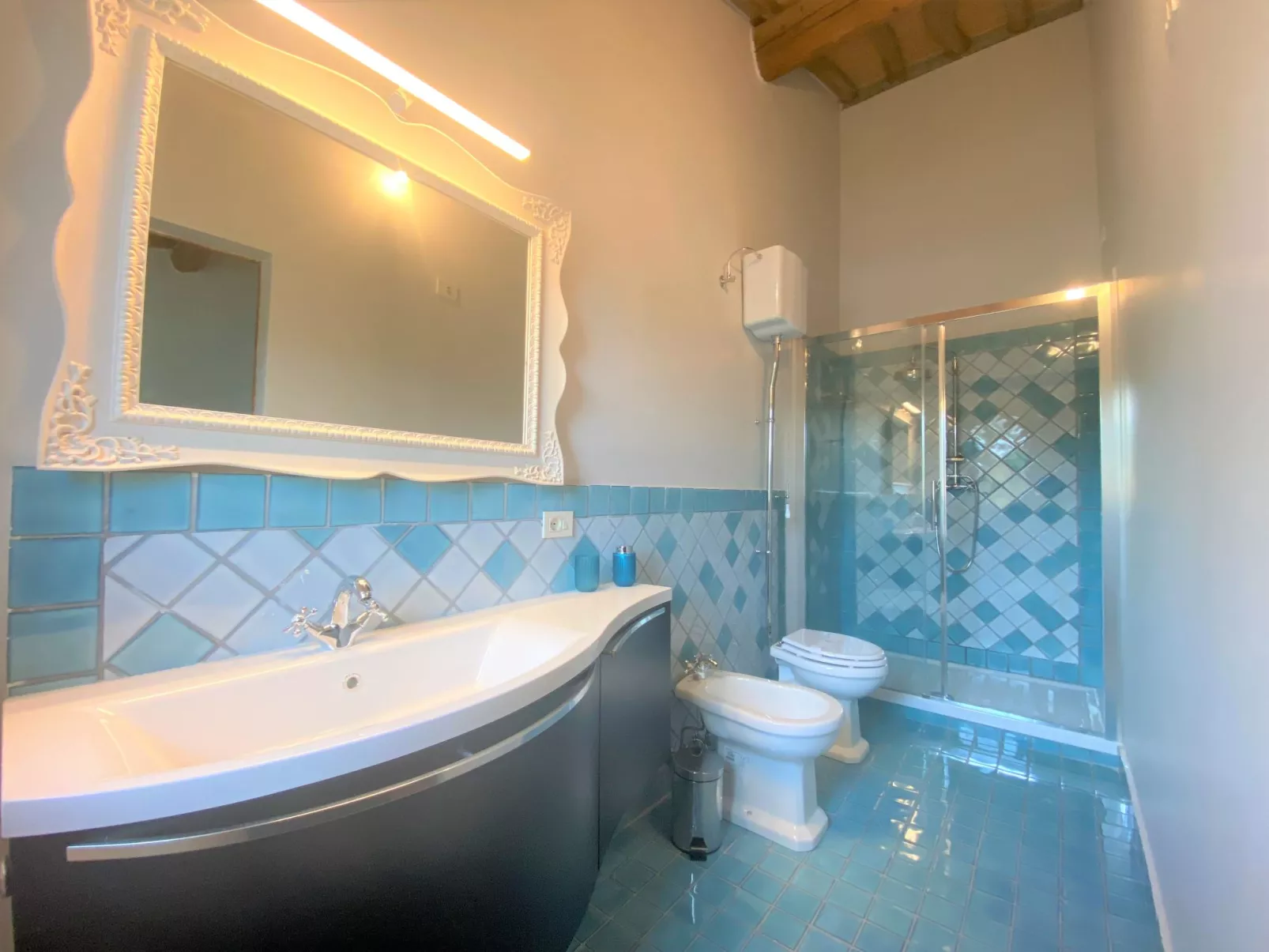 Villa Oliva-Inside