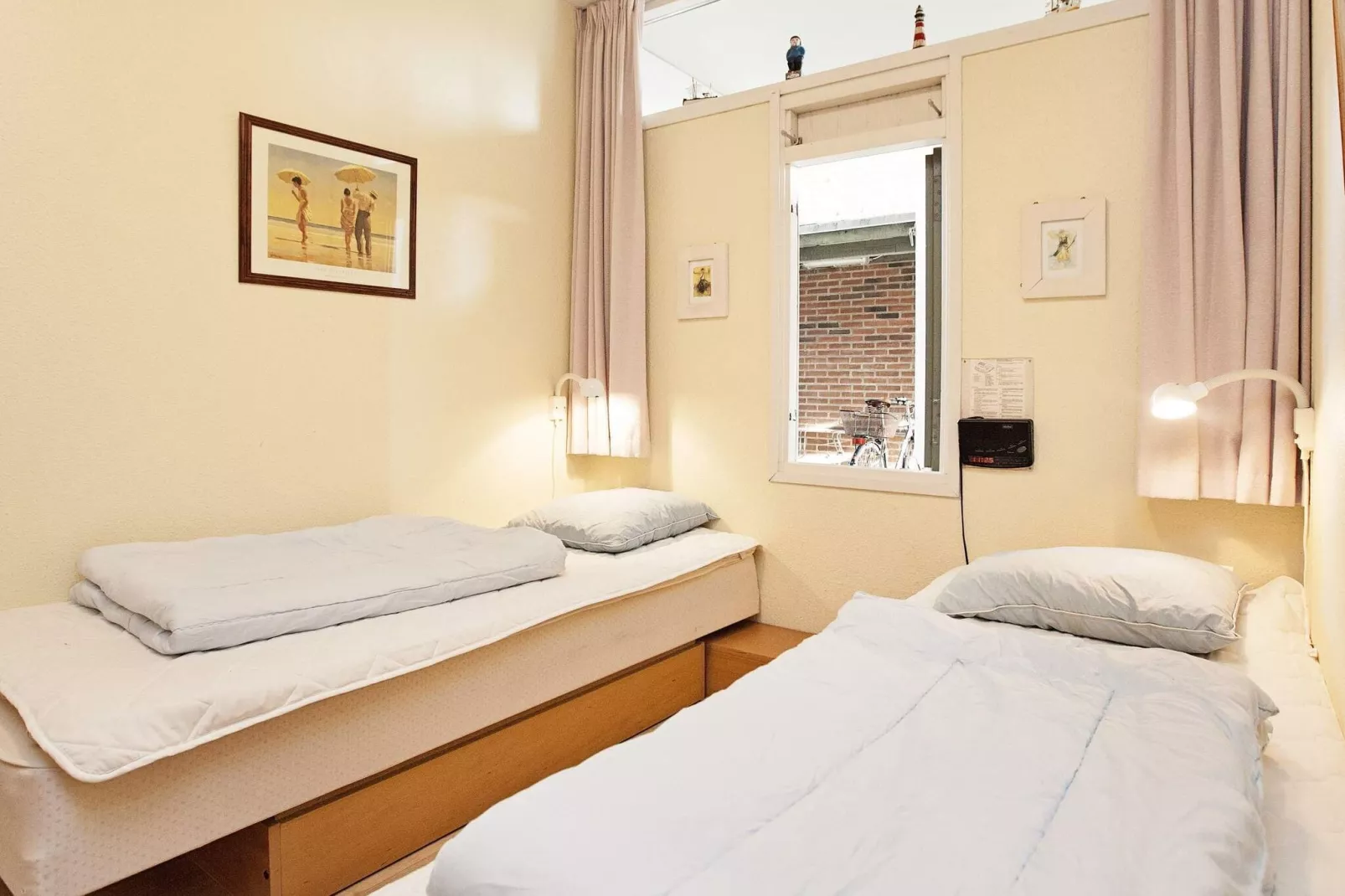 2 rooms-Indoor