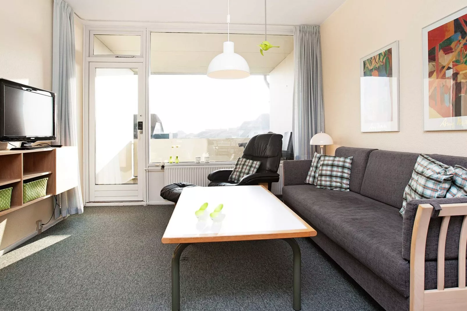 2 room w/seaview-Indoor