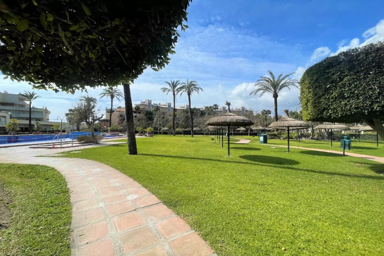 Apartamento con terraza y vistas 327-Jardin d'été