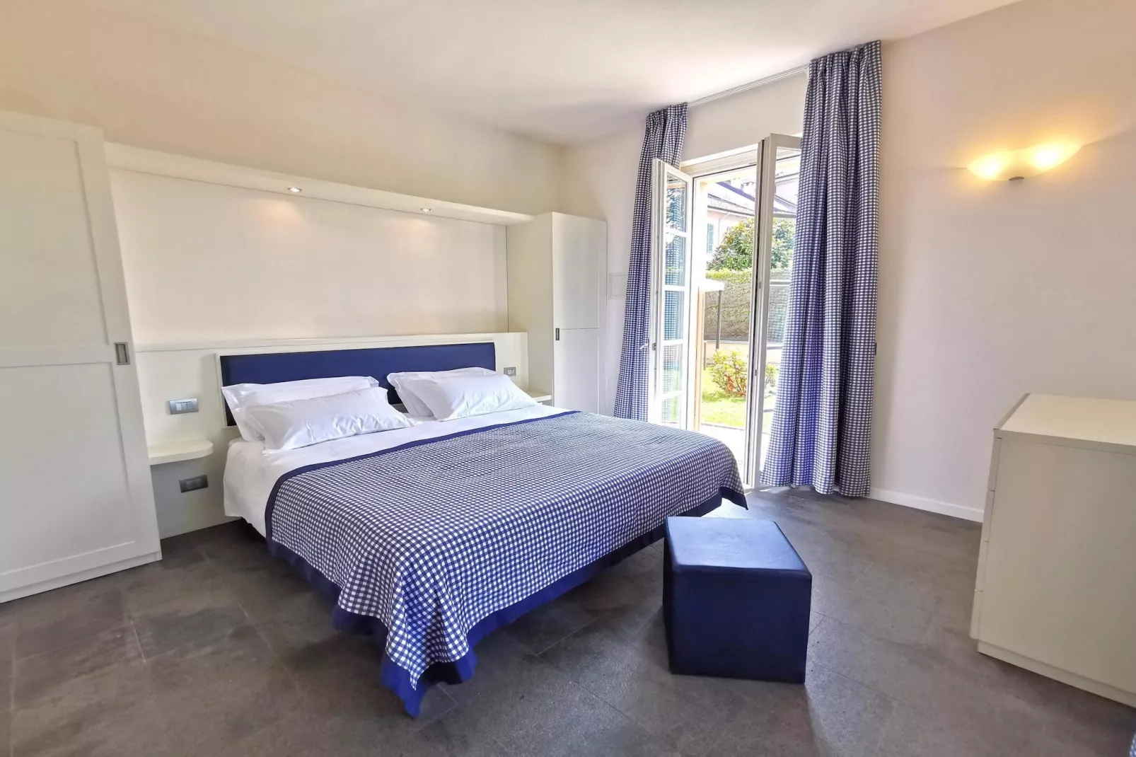 Residence Antico Verbano Meina-Bilo 3J - 3 pers-Chambre