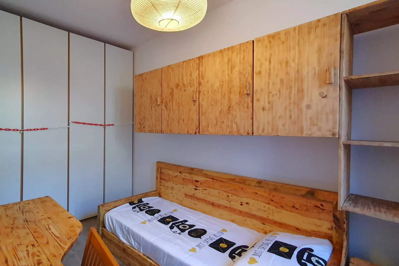 MICH-Bedroom